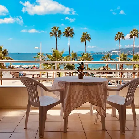 Sea View In Les Pins 公寓