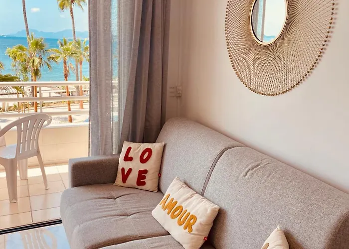 Sea View In Les Pins Apartment Juan-les-Pins